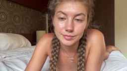 BaliSurfGirl Webcam Rips 09-02-2023