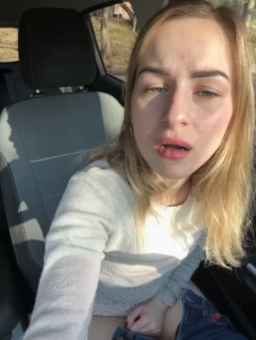-Molly-Mae- Webcam Rips 10-03-2023