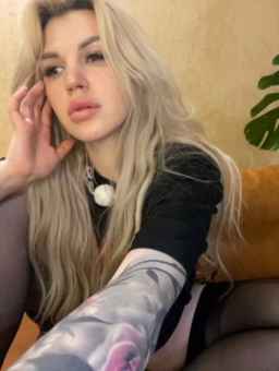 CyberWhore111 Webcam Rips 27-05-2023
