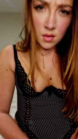 spicycylia Webcam Rips 25-04-2023