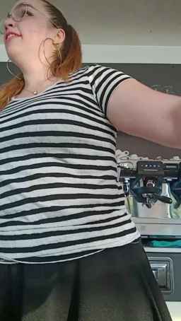 MoglieBirikina Webcam Rips 10-06-2023