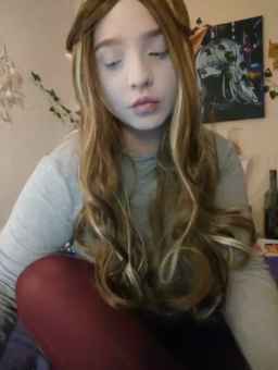 LittleDelora Webcam Rips 24-10-2023