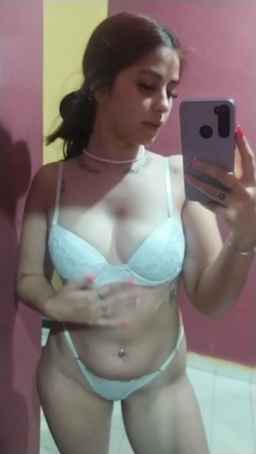 jadu221 Webcam Rips 15-10-2023
