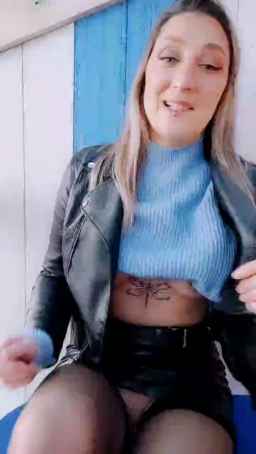 Love2hot2 Webcam Rips 10-11-2023
