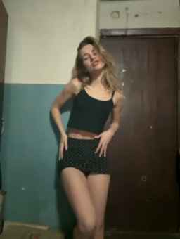-Molly-Mae- Webcam Rips 16-11-2023