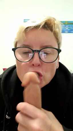 Iwona76 Webcam Rips 12-12-2023