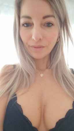 lois882 Webcam Rips 11-12-2023