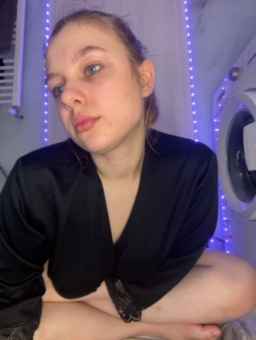 jucieLussie Webcam Rips 04-05-2024