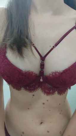 vanessapikkola1 Webcam Rips 04-05-2024