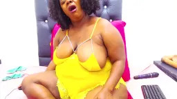 ASSBEAUTYQUEEN33 Webcam Rips 17-06-2025