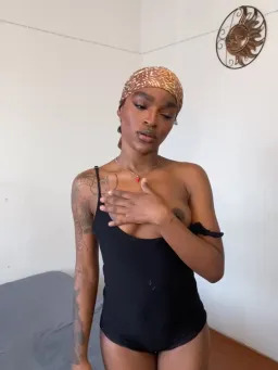 Zizi–Campbell Webcam Rips 10-08-2025