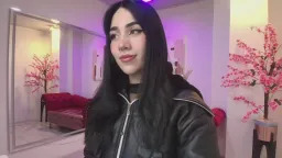 leia_queens Webcam Rips 13-08-2025